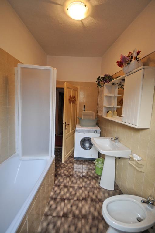 Vila Casa Anna Pieve Di Ledro Pokoj fotografie