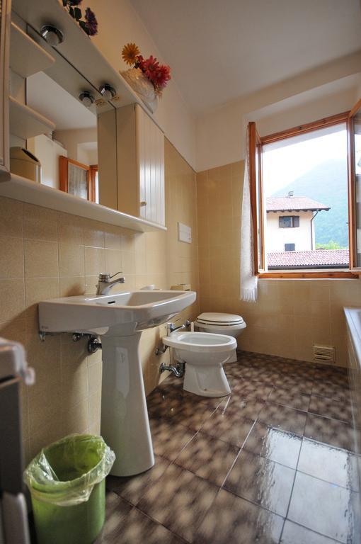 Vila Casa Anna Pieve Di Ledro Pokoj fotografie